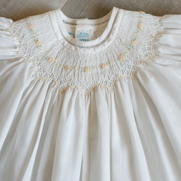 Smocked Dress IVORY Bishop Yellow Embroidery Feltman Brothers 6 Month RARE COLOR - Picture 2 of 4